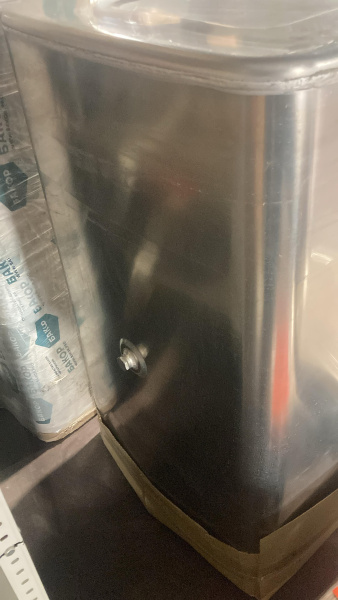 Топливный бак 530 л. полуоборотная крышка (№ 727613)